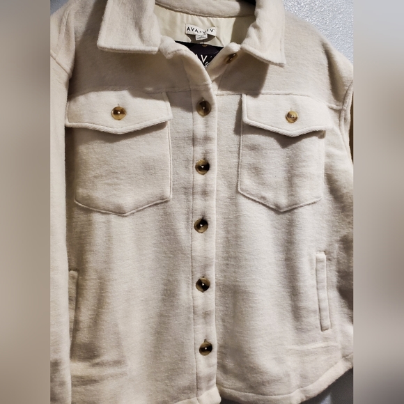 Women's Utility Shacket - Ava & Viv Cream 1X - Picture 5 of 9
